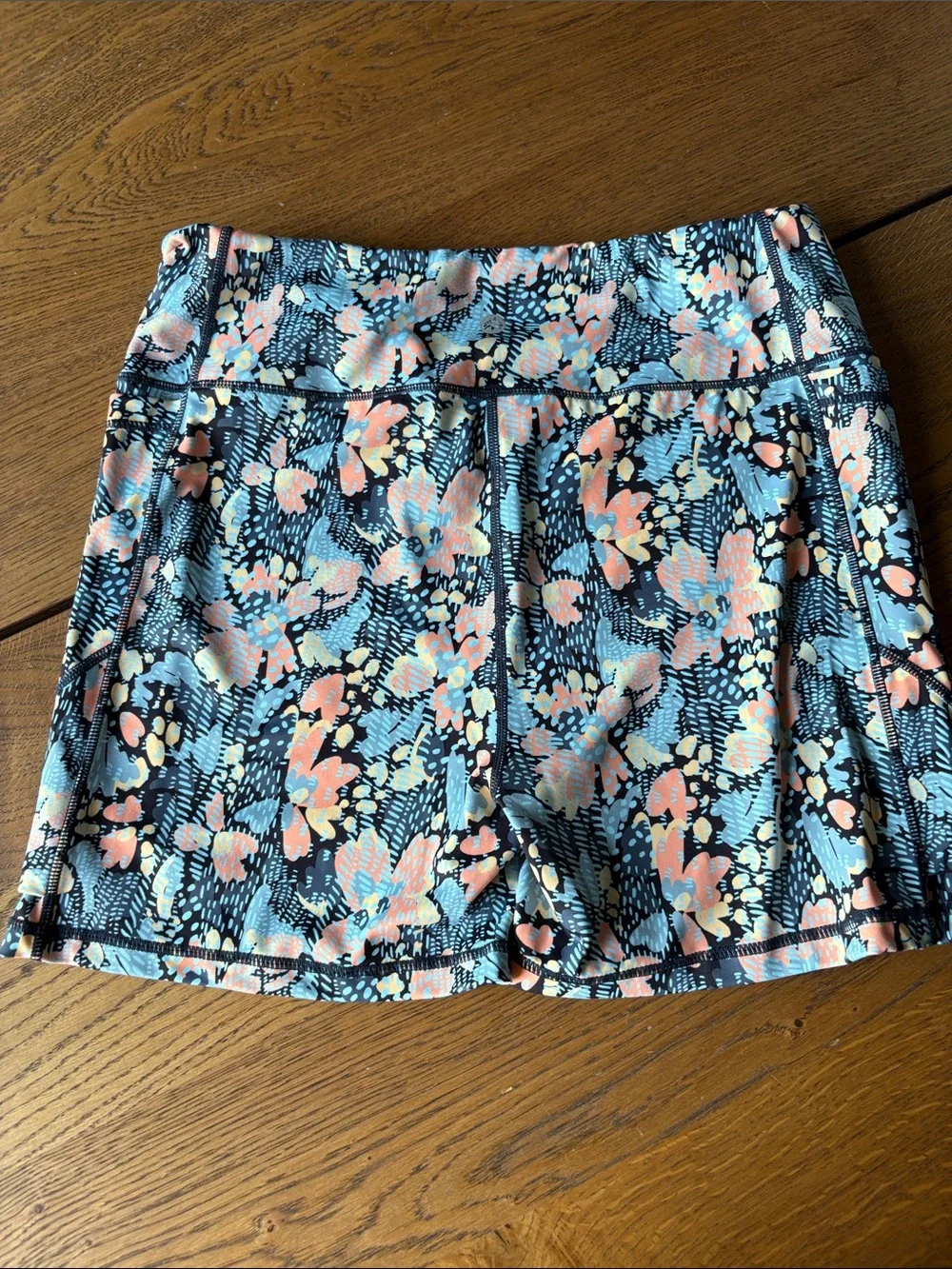 Senita floral bike shorts with side pockets - XL